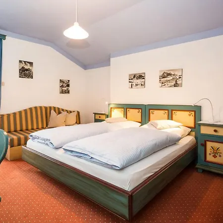 Garni Zatzerhof Hotel Castelrotto